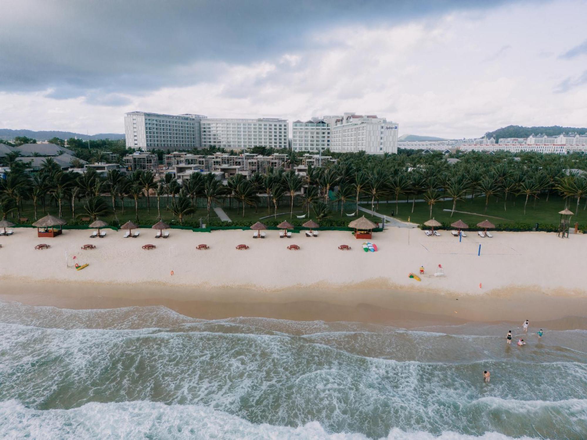 Wyndham Grand Phu Quoc Hotel Kültér fotó